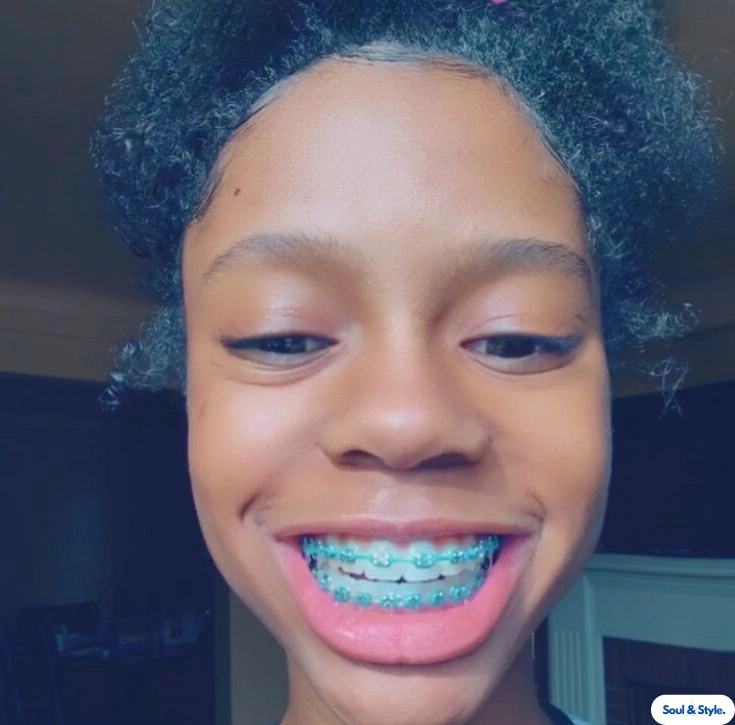 deep blue for dark skin tone
